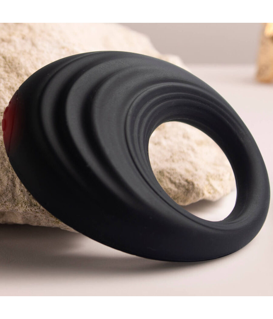ROCKS- OFF - SPIRE ANILLO VIBRADOR PARA EL PENE NEGRO