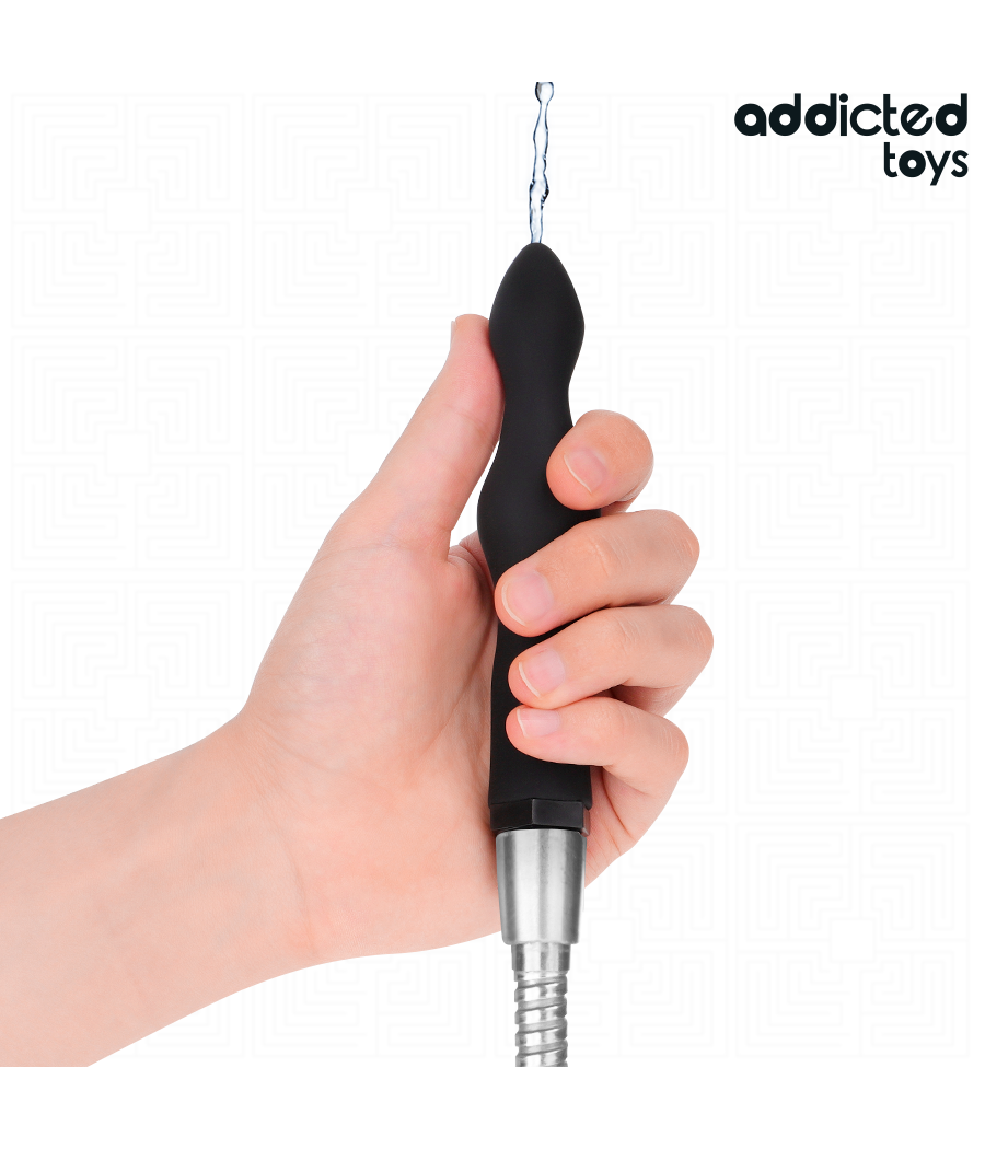 ADDICTED TOYS - NETTOYEUR ANAL AVEC ADAPTATEUR UNIVERSEL MODÈLE 3