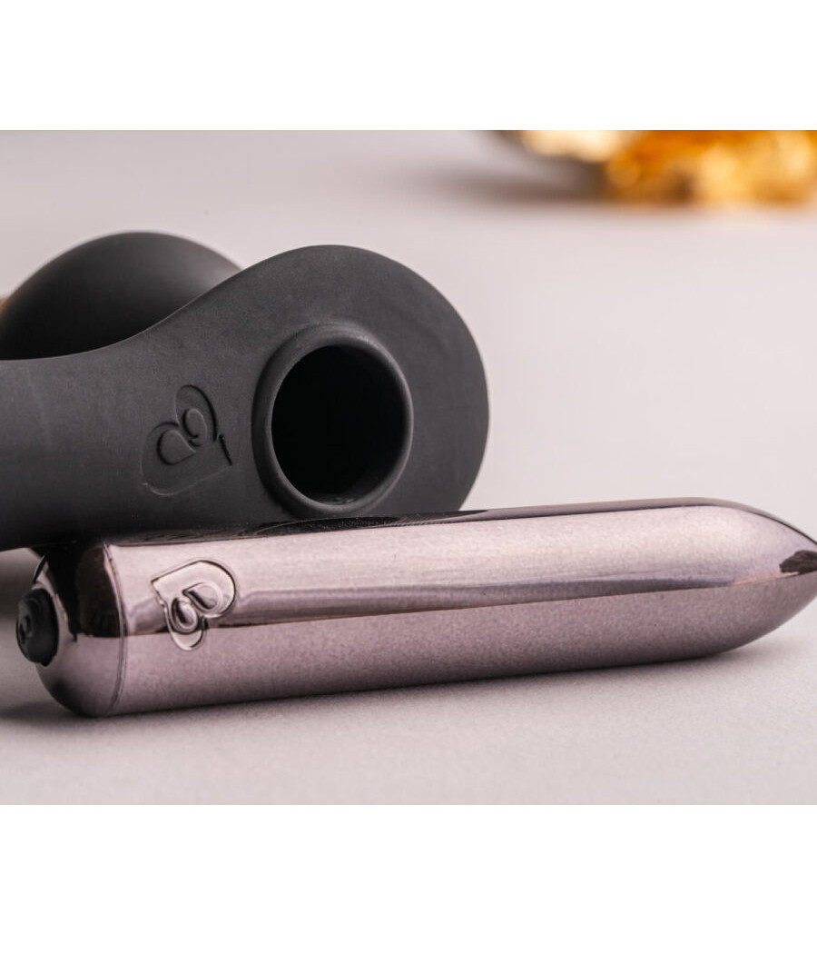 ROCKS- OFF - RO- ZEN RRO PLUG ANAL CON ANILLO VIBRADOR PARA EL PENE NEGRO