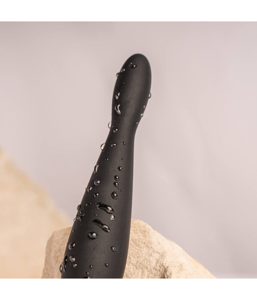 ROCKS- OFF - PETITE SENSATIONS TEAZER ANAL PLUG VIBRATOR BLACK