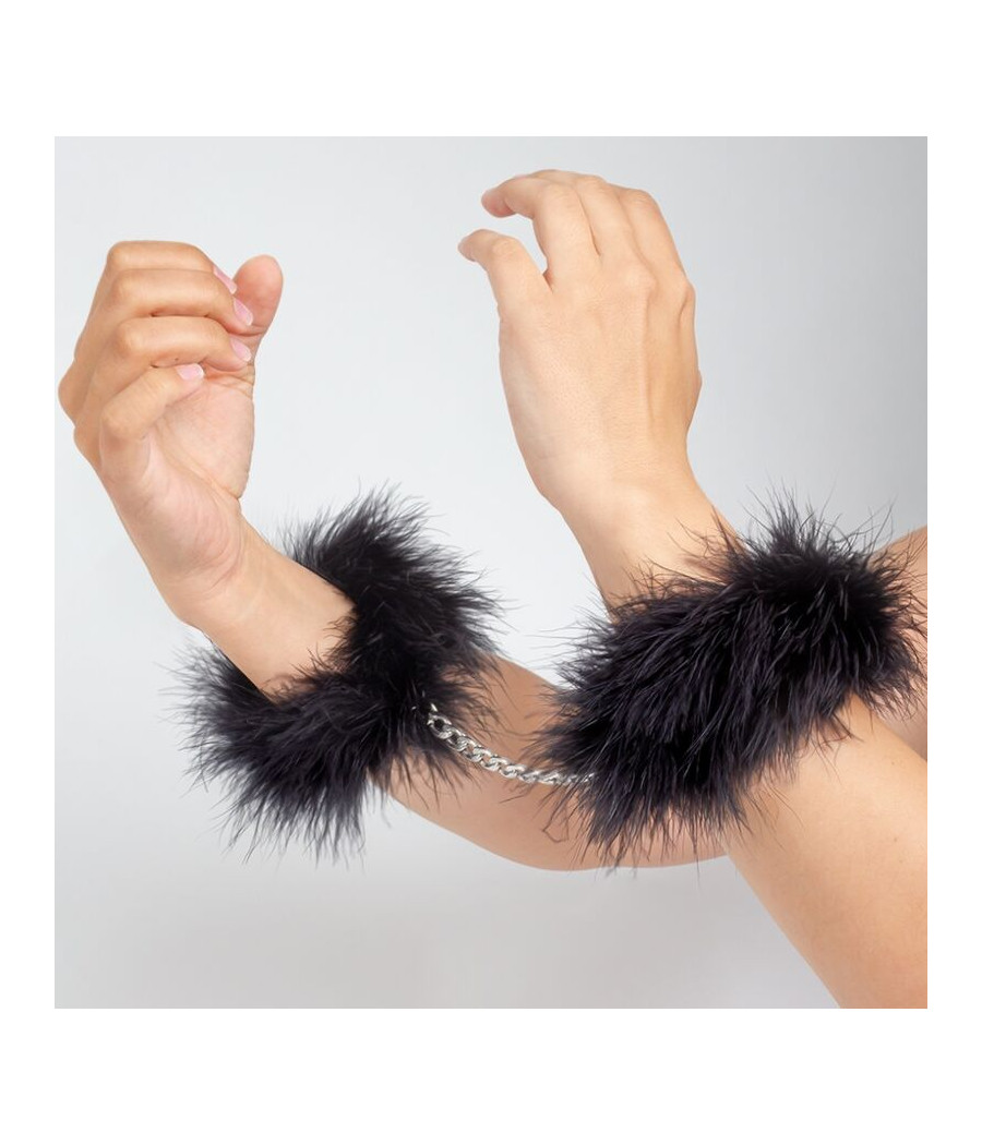 SECRET PLAY - SCHWARZE FRAUEN