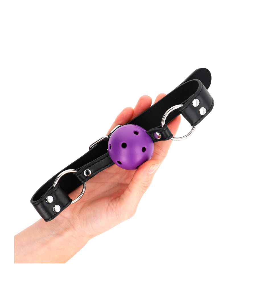 KINK - BOLA RESPIRÁVEL 4 CM MORDAÇA COM REBITE DUPLO ROXO 62,5 x 2,5 CM AJUSTÁVEL 42-58 CM