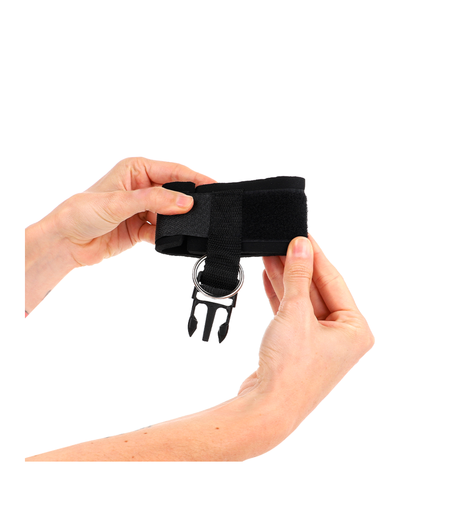 KINK - TENUTA DA POLSO IN NEOPRENE CON GANCIO E LOOP NERA REGOLABILE 22-34 CM