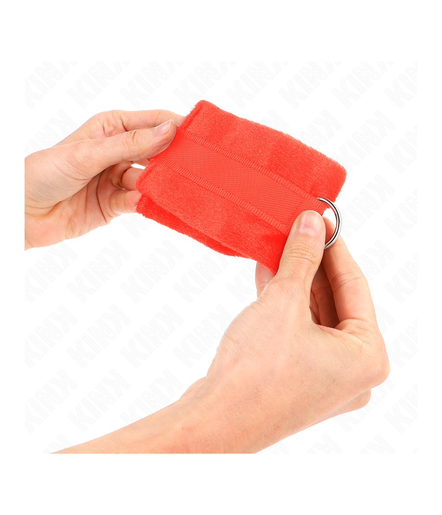 KINK - MANCHETTES DÉBUTANT EN FOURRURE ROUGE 30 X 7 CM