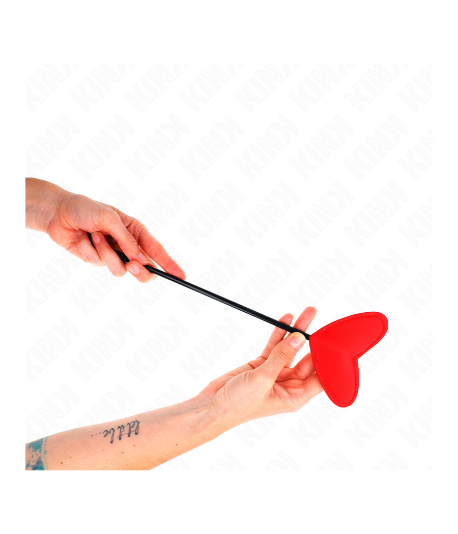 KINK - PALETTE EN FORME DE COEUR ROUGE 33 X 10 CM