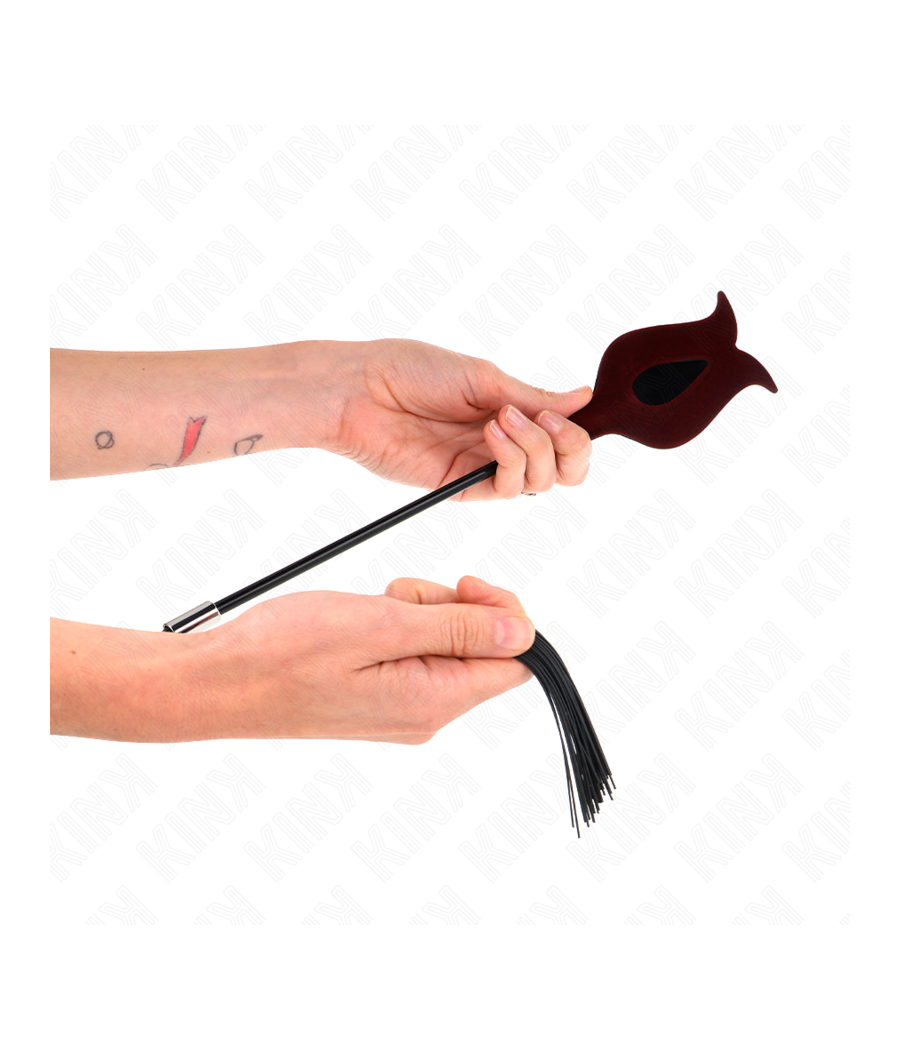 KINK - CHICOTE DE BORLA DE SILICONE FORMA DE ROSA 45 CM