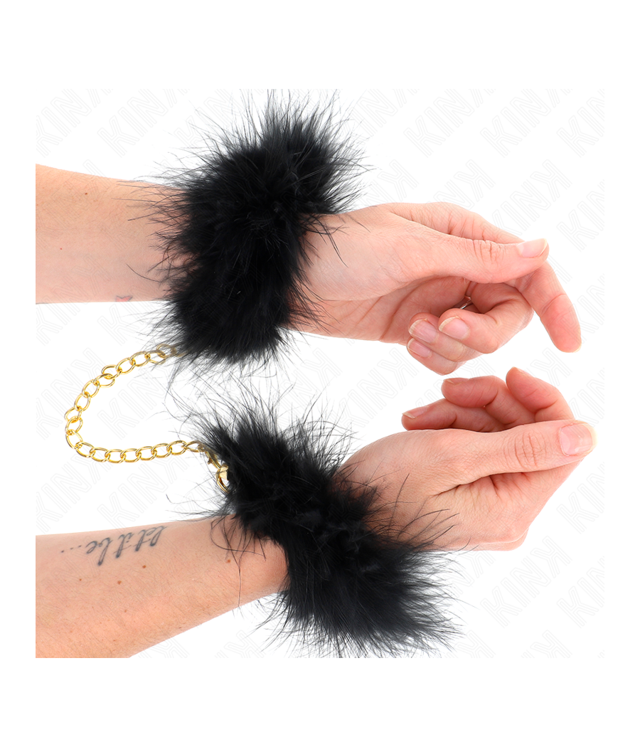 KINK - ALGEMAS DE PENAS COM CORRENTE DE OURO MODELO 0