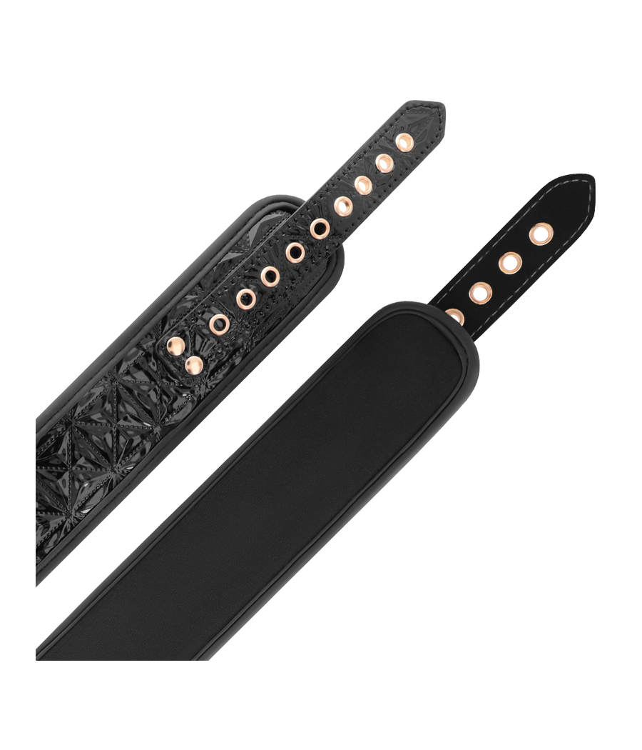 BEGME - BLACK EDITION COLLAR CON CADENAS Y PINZAS PEZONES CON FORRO DE NEOPRENO