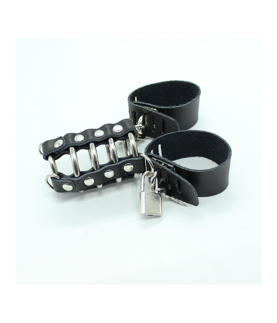 OHMAMA FETISH - PENISKFIG MIT METALLRINGEN UND LEDERRIEMEN