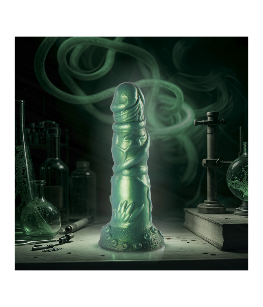 EPIC - HADES DILDO PAIXO NO SUBMUNDO