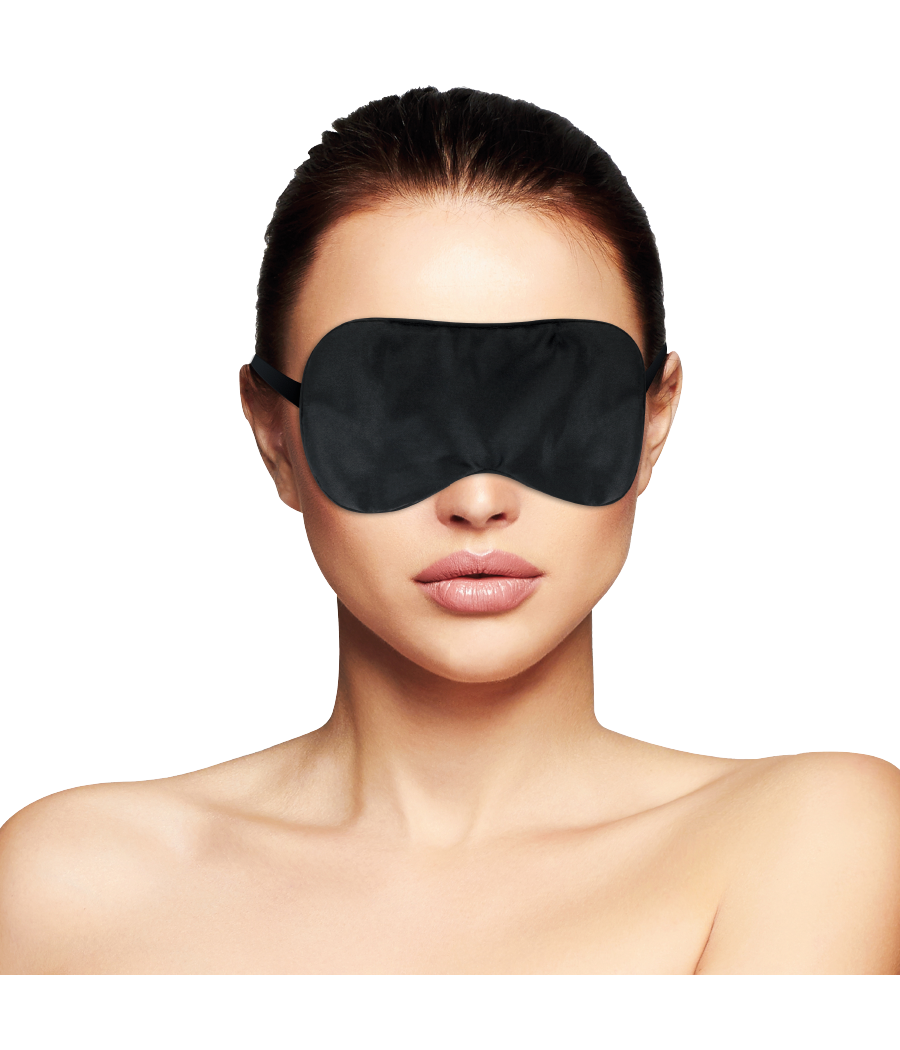 DARKNESS - MSCARA PRETA BSICA