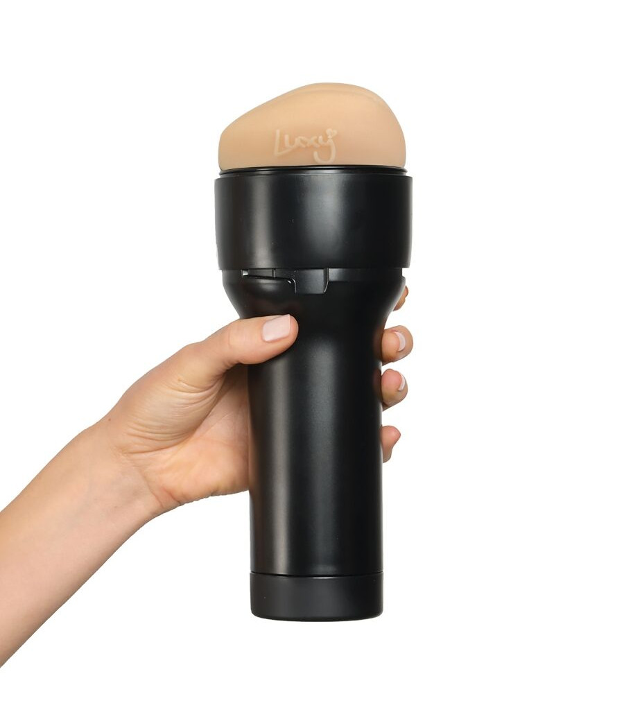 KIIROO - FEEL LUXY DUTCH MASTURBATOR STARS COLLECTION