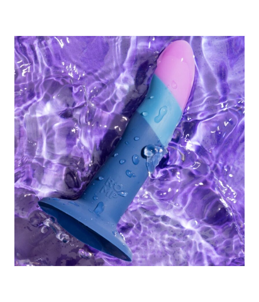 ROMP - PICCOLO SILIKONDILDO MIT DREIFARBIGEM SAUGAUFFANG 14 CM